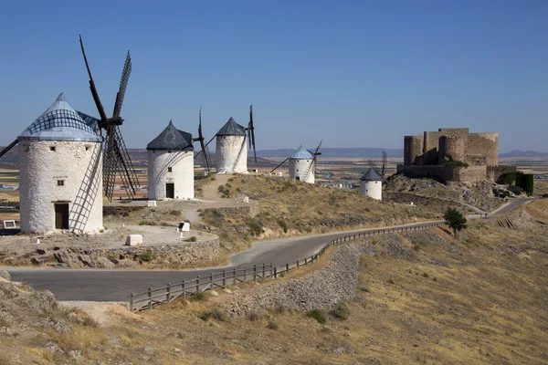 Mulini a vento - La Mancha - Spagna — Foto Stock