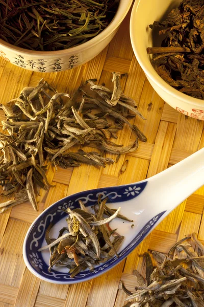 Té chino de aguja de plata —  Fotos de Stock