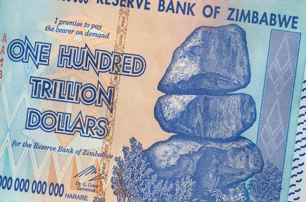 Biljet van zimbabwe - een honderd biljoen dollar — Stockfoto