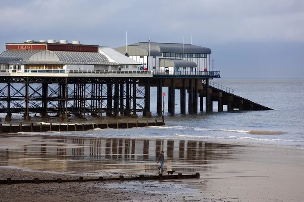 Pier cromer - norfolk Sahili - İngiltere — Stok fotoğraf