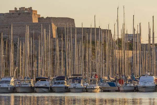 Yachts dans le port de Marseille - Côte d'Azur — Photo