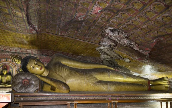 Luola temppeleitä Dambulla - Sri Lanka — kuvapankkivalokuva