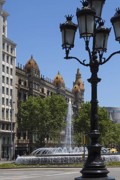Straße in barcelona - spanien — Stockfoto