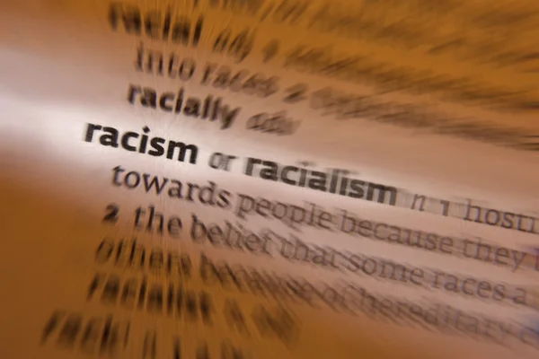 Racisme - Définition du dictionnaire — Photo