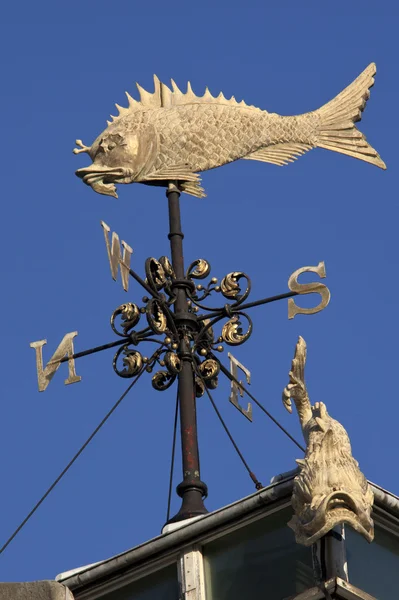 Vindflöjel - fiskmarknaden - london — Stockfoto