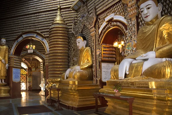 Thambuddhei Paya - Monywa - Myanmar — kuvapankkivalokuva