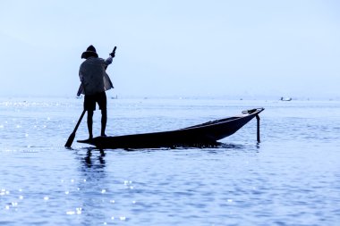 Balıkçı - Inle Gölü - Myanmar (Burma kürek bacak)