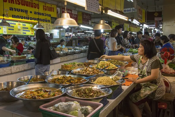 Thanin marknaden - chiang mai - thailand — Stockfoto