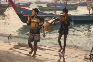 balıkçı köyü - ngapali beach - myanmar