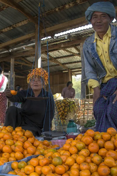 Ywama Markt - Inle-See - Myanmar (Birma) — Stockfoto