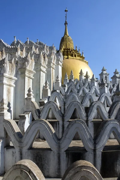 Sunamuni buddhistisk tempel - Bago - Myanmar – stockfoto