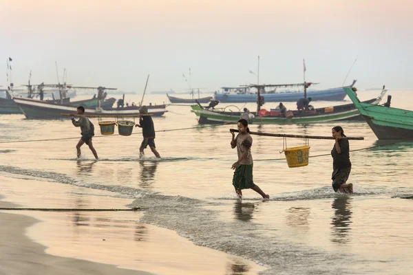 Rybackie wioski - ngapali beach - myanmar — Zdjęcie stockowe