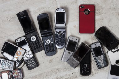 eski cep telefonları - cep telefonları