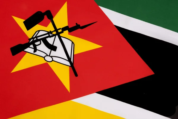 Detalj på flaggan för Moçambique — Stockfoto