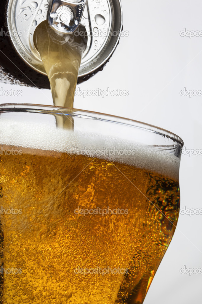 Quiero una cerveza bien fria