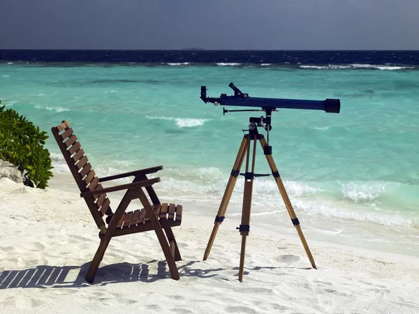 Pláž v tropickém ráji na Maledivách — Stock fotografie