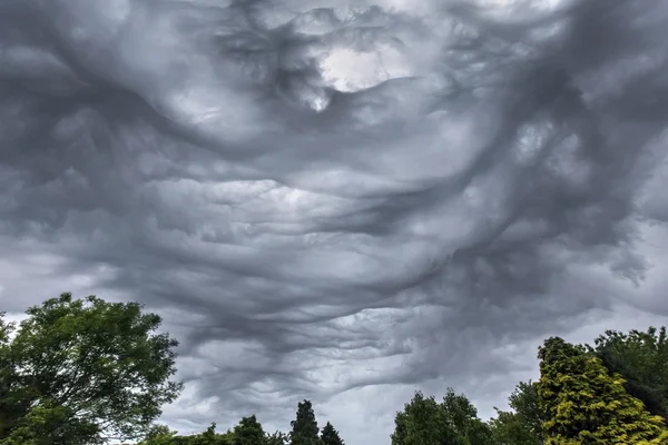 Tempo - Nuvens de tempestade - Meteorologia — Fotografia de Stock