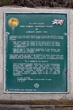 1765 'te Saunders Adası' ndaki plaket İngiltere için Falkland Adaları 'nı ele geçirdi..