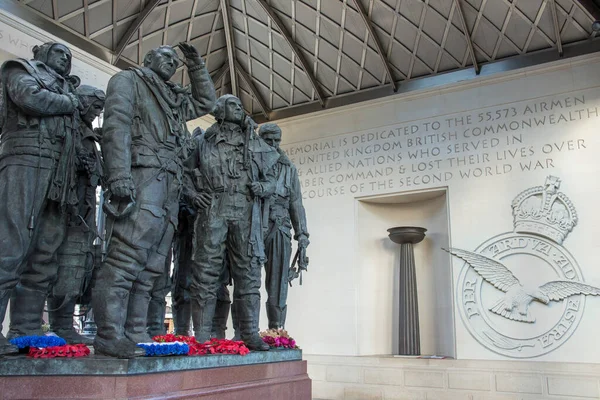 Royal Air Force Bomber Command Memorial Monumento Green Park Londres —  Fotos de Stock