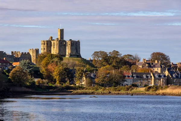 Zamek Warkworth Zrujnowany Średniowieczny Zamek Miejscowości Warkworth Hrabstwie Northumberland Północno — Zdjęcie stockowe