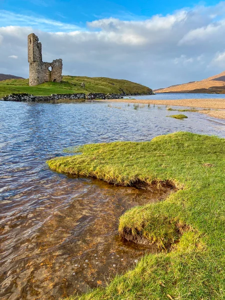 Hrad Ardvreck Zbořený Hrad Století Který Stojí Skalnatém Ostrohu Loch — Stock fotografie