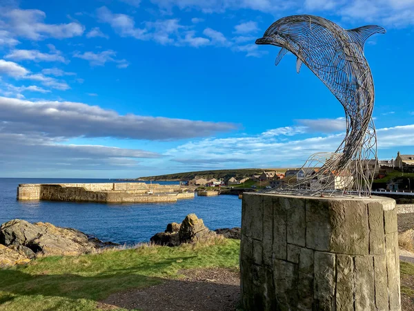 Delfin Emlékmű Kikötő Kis Tengerparti Város Portsoy Aberdeenshire Skócia — Stock Fotó
