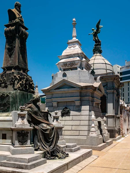 Hautoja Recoletan Hautausmaalla Cementerio Recoleta Buenos Airesissa Argentiina Etelä Amerikassa — kuvapankkivalokuva