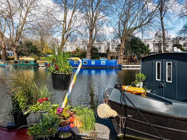 Barcos Estrechos Amarrados Gran Canal Unión Área Little Venice Centro — Foto de Stock