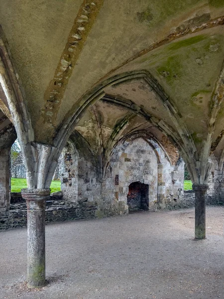 Het Gewelfde Plafond Ruïnes Van Waverley Abbey Eerste Cisterciënzerabdij Engeland — Stockfoto