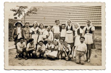 grup çocuk - köy karnaval