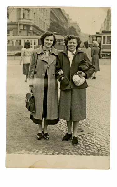 Dvě mladé ženy — Stock fotografie