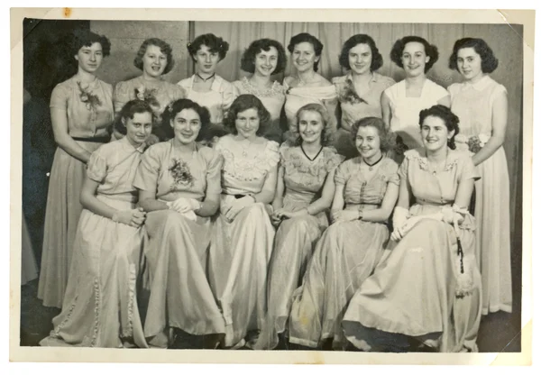 Groep van jonge vrouwen — Stockfoto