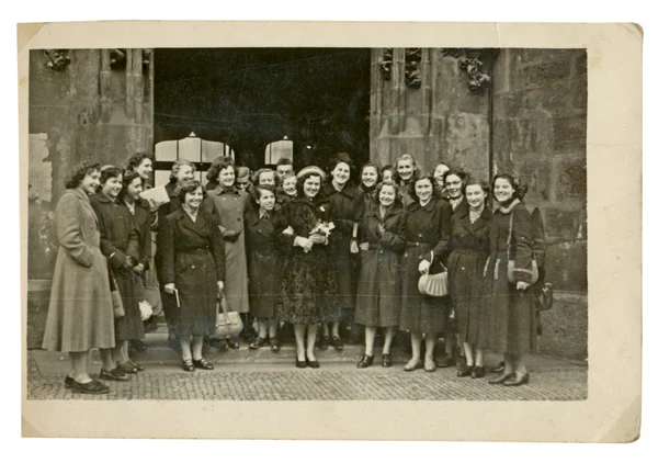 Groep van jonge vrouwen — Stockfoto