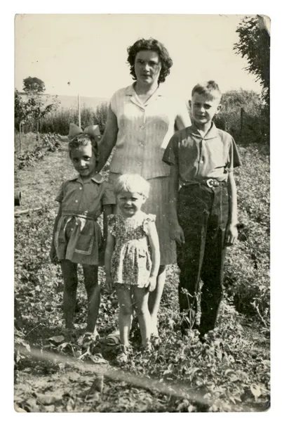 母と彼女の子供たち — ストック写真