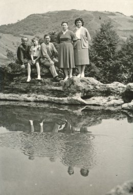 Grup (erkek ve kadın birlikte orta yaşlı insan)