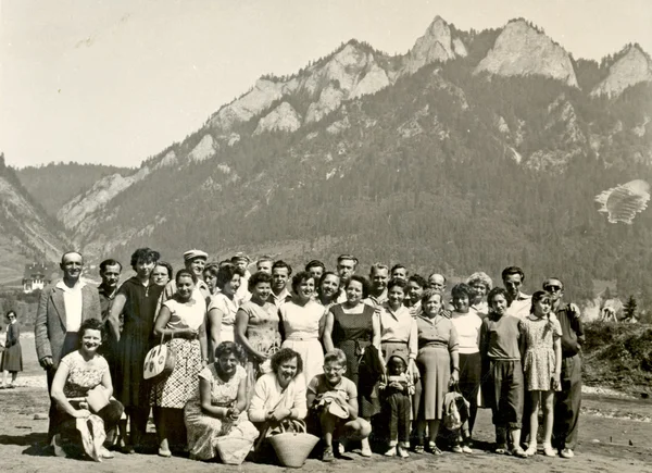 Grupo de personas - excursionistas — Foto de Stock