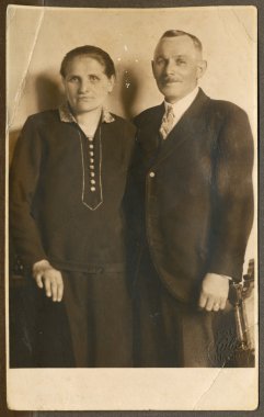 Yaşlı Çift