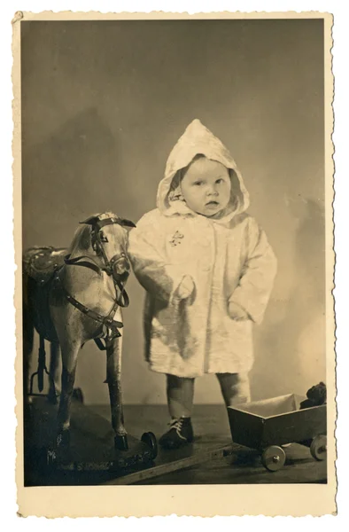 Baby and horse — Stock Photo, Image