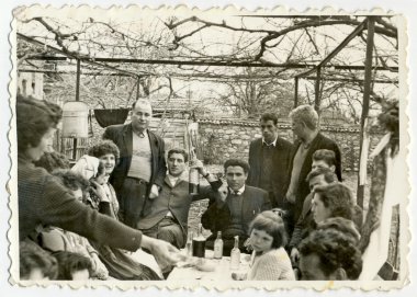 köylüler ile düğün kutlama