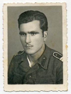 genç asker