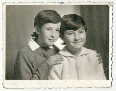 Kardeşlerim.