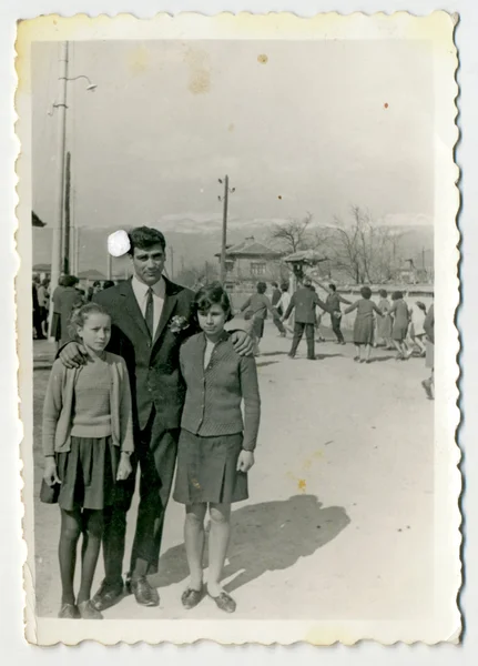 Homem e crianças — Fotografia de Stock