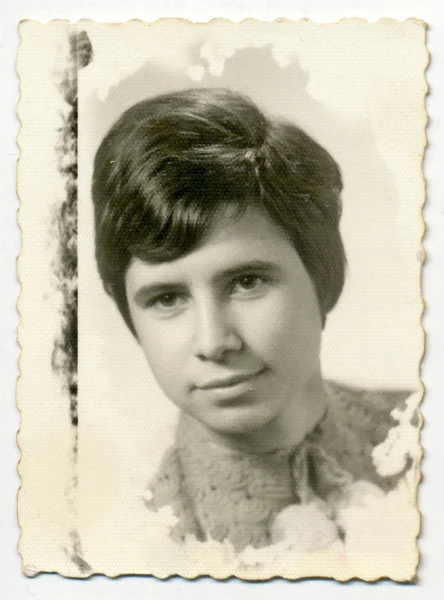 Junge Frau — Stockfoto