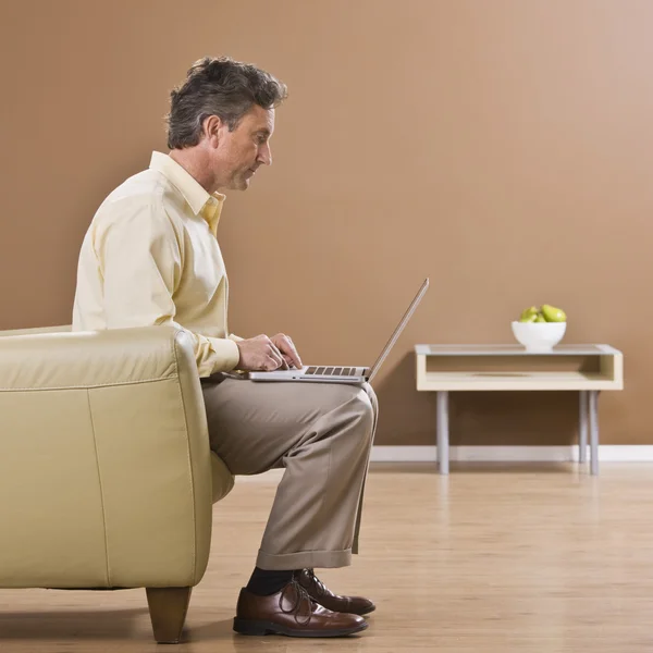 Man on Laptop — Stock Photo, Image