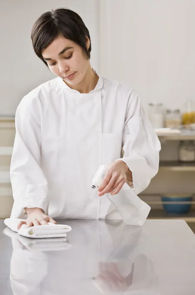 Chef Cleaning Counter — Stock Photo, Image