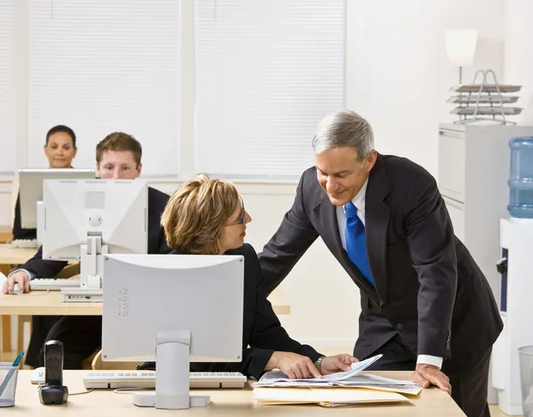 Negocios trabajando juntos — Foto de Stock