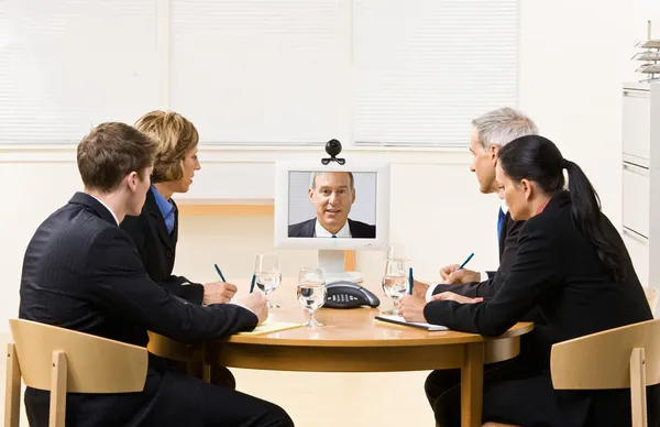 Negócios em reunião de vídeo — Fotografia de Stock