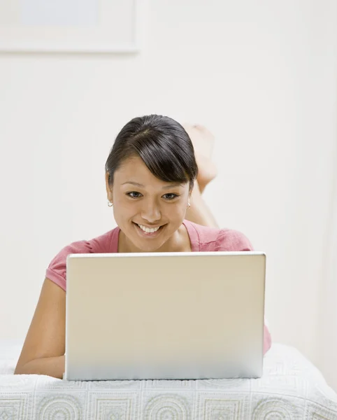 Young Woman with Laptop — Stock Photo, Image