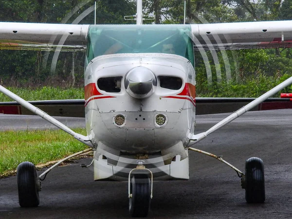 November 2021 Shell Pastaza Ecuador Lätta Flygplan Liten Landningsbana Amazonas — Stockfoto