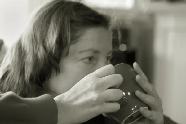 Woman Sipping Coffee 2 — Stock Photo, Image